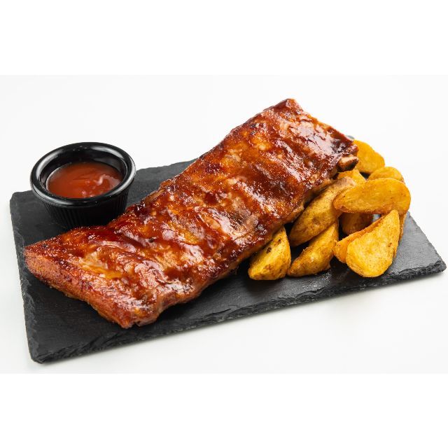 Coaste de porc BBQ cu cartofi la cuptor si salata coleslaw