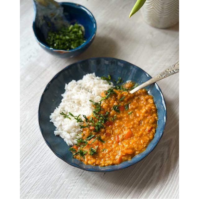 Curry de linte rosie cu orez salbatic