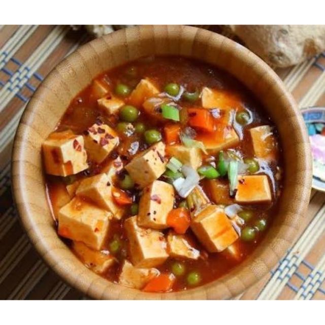 Mancare de mazare cu tofu afumat si mamaliga
